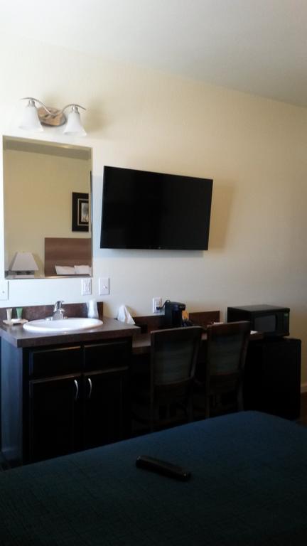 Barons Lodge Killdeer Chambre photo
